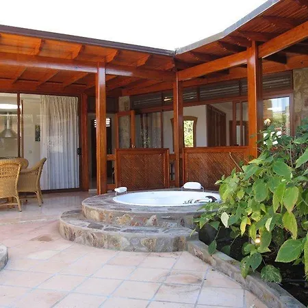 Casas De Tauro * La Playa de Tauro